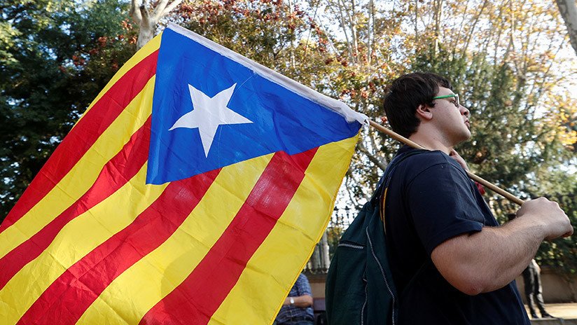 La declaración de independencia de Cataluña desata una guerra en Wikipedia
