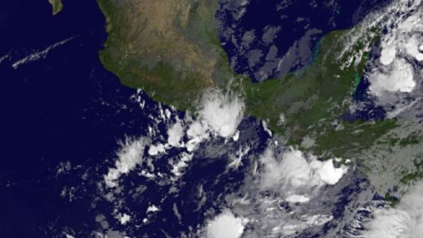 La tormenta Selma se convierte en una depresión tropical tras tocar tierra en El Salvador