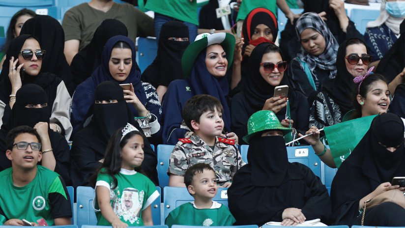 Histórico: Las mujeres de Arabia Saudita podrán asistir a eventos deportivos 