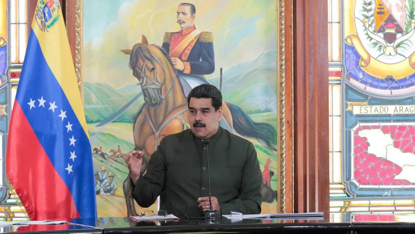 Maduro acusa a Santos de dirigir las "mafias" contra la economía venezolana