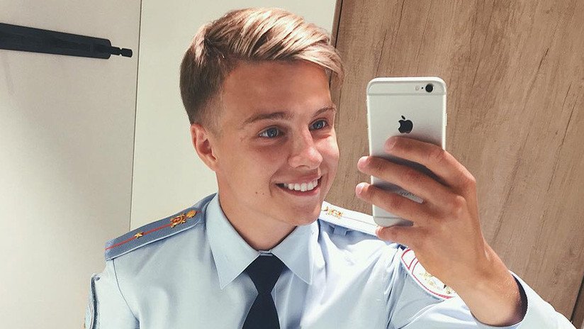 "¡Por favor, arréstame!": El policía más guapo de Rusia causa furor en la Red (FOTOS)