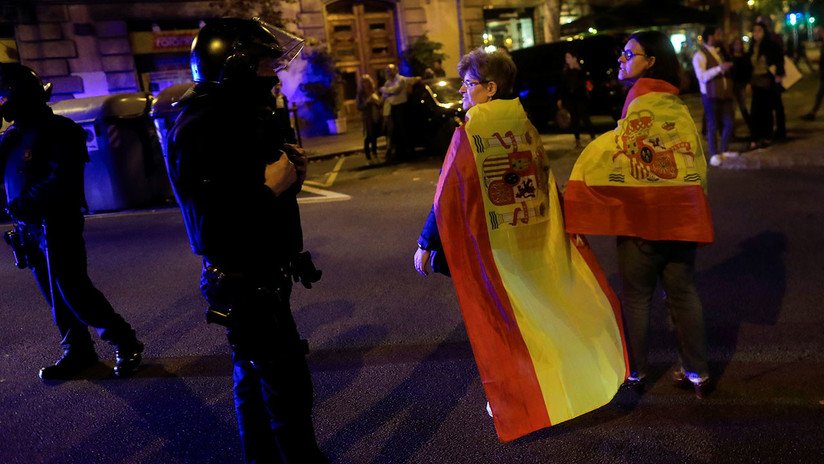 "No en nuestro nombre": Manifestación en Barcelona a favor de la unidad de España (VIDEO)