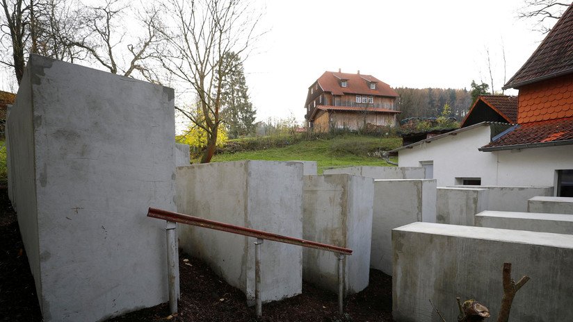El Monumento del Holocausto de Berlín 'se muda' junto a la casa de un político de extrema derecha