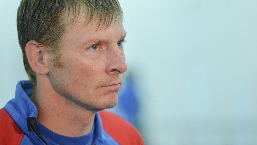 Quitan dos medallas de oro de Sochi al campeón de bobsleigh ruso Alexánder Zubkov