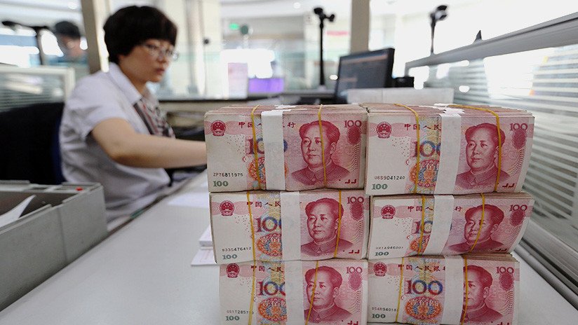 "El yuan podría acabar con la hegemonía del dólar en una década"