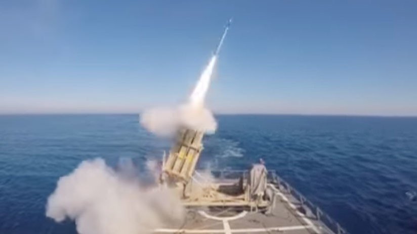 Israel pone en marcha la versión naval de su sistema antimisiles Cúpula de Hierro (Video)