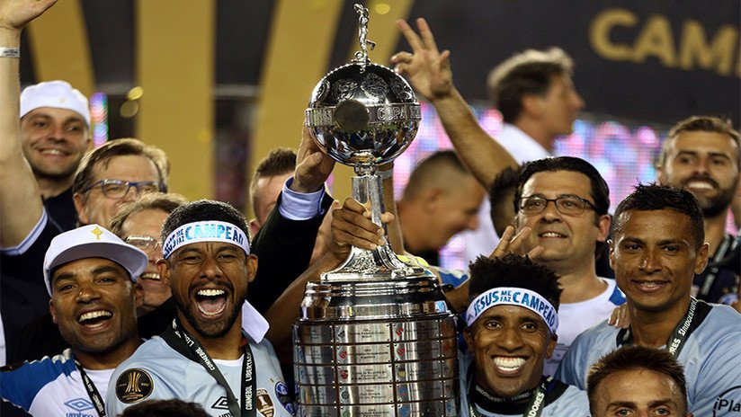 El club brasileño Gremio gana la Copa Libertadores ante el argentino Lanús