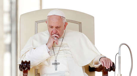 Papa Francisco: "Cuando rezo, a veces me quedo dormido"
