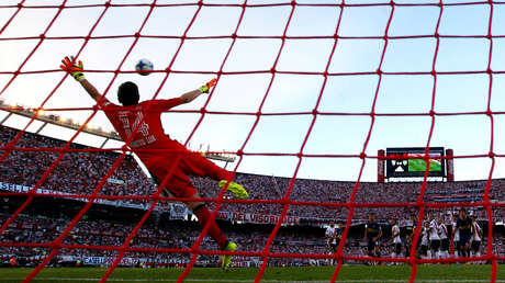 Diario deportivo argentino celebra detención de siete españoles que retransmitían fútbol gratis