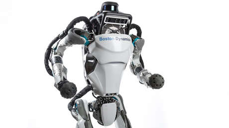 ¿Se acerca el fin de la humanidad? Un robot ya aprendió a dar un salto mortal hacia atrás (VIDEO)