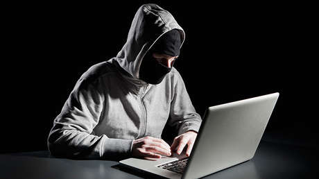 'Hackers' iraquíes trolean la propaganda del Estado Islámico con pornografía 