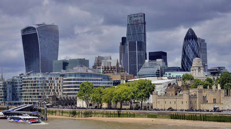 Cierran uno de los edificios más altos de Londres por un vehículo sospechoso (FOTOS, VIDEOS)