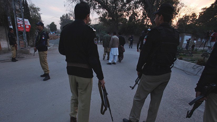 Pakistán: Al menos 12 muertos y más de 30 heridos tras un ataque en una universidad de Peshawar