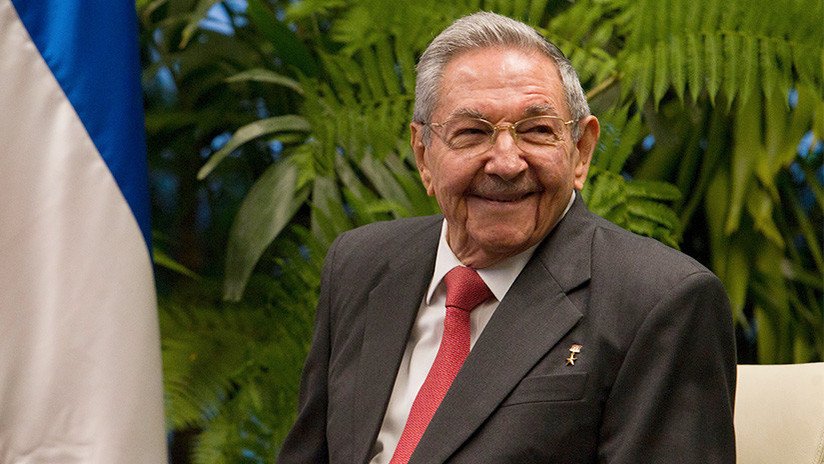 Raúl Castro recibe al presidente de la compañía petrolera rusa Rosneft