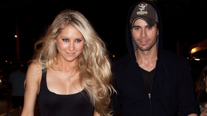 Enrique Iglesias y Anna Kurnikova son padres de gemelos