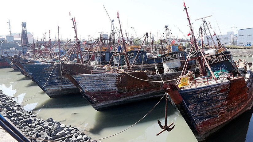Corea del Sur realiza 200 disparos de advertencia a una flota pesquera de China