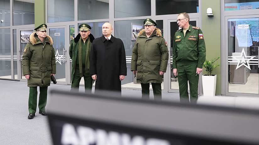 "No seremos el gendarme mundial": Putin anuncia la reducción gradual del gasto militar de Rusia