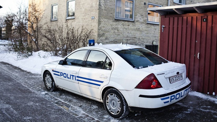 Detienen a un narcotraficante porque confunde un coche patrulla con un taxi en Dinamarca