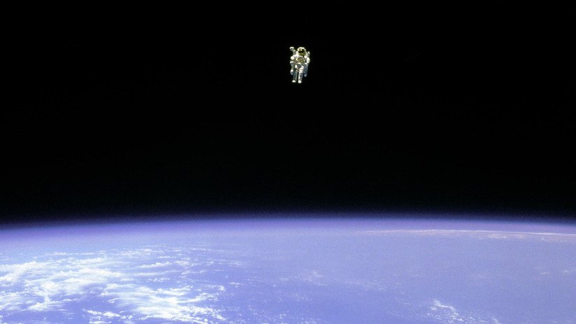 Muere el primer astronauta que voló libremente en el espacio (FOTOS y VIDEO)