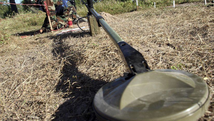 Ecuador tiene 5 años más para desactivar 3.893 minas antipersonas en frontera con Perú