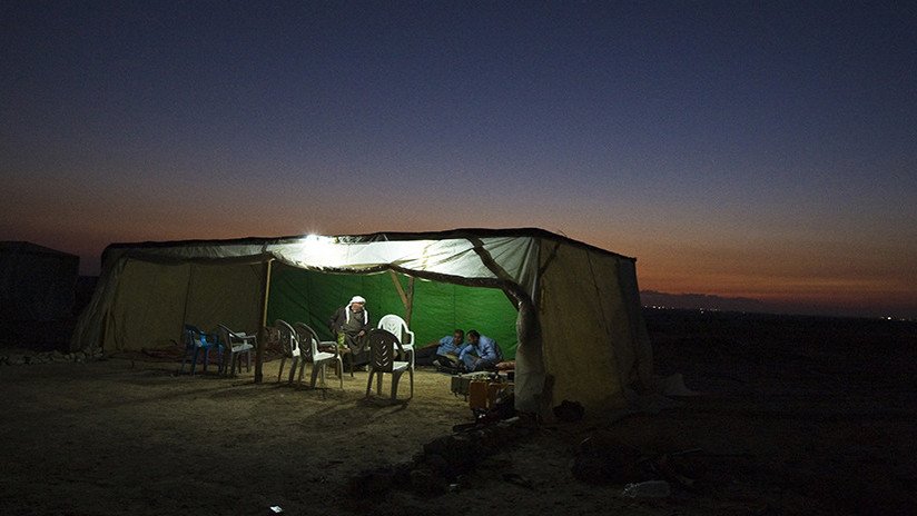 Una tribu de beduinos defiende su aldea, demolida 122 veces ya por Israel