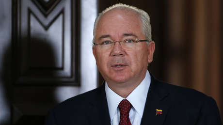 Fiscalía venezolana abre investigación al exministro de Petróleo Rafael Ramírez