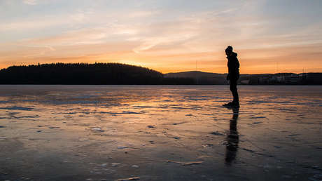 VIDEO: Una mujer capta "sonidos extraterrestres" en un lago de Siberia