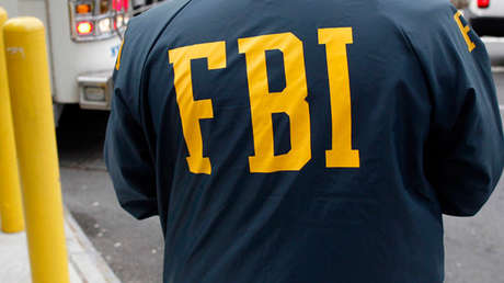 Dos agentes del FBI que investigaban los presuntos lazos con Rusia de Trump lo tachaban de "idiota"