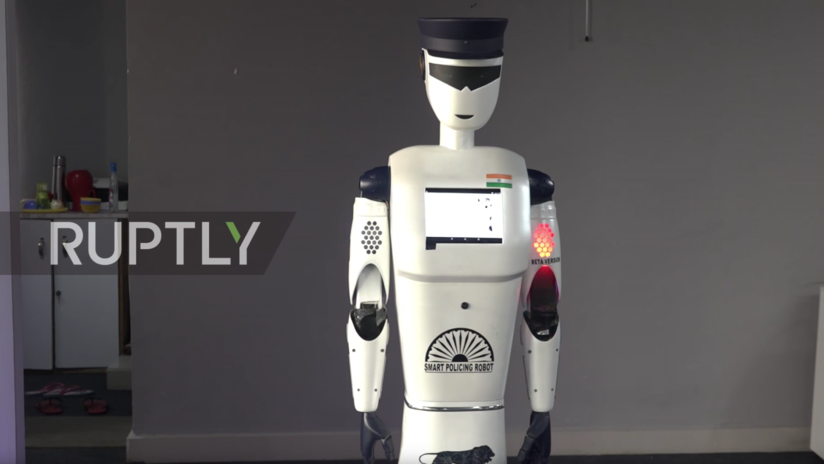VIDEO: La India presenta el primer robot policía inteligente del mundo
