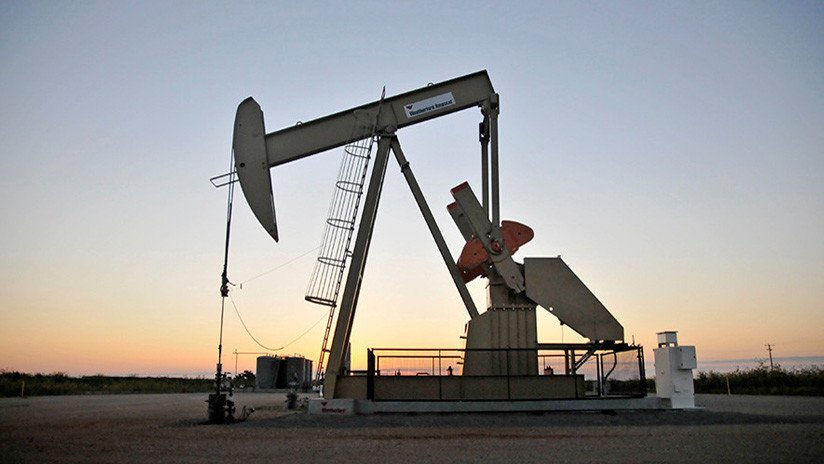 Los cinco factores que pueden desbaratar los pronósticos del petróleo en 2018