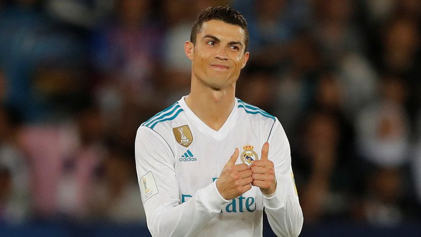 Cristiano Ronaldo y su "terrible" estatua de hielo en Moscú triunfa en las redes sociales (FOTOS)