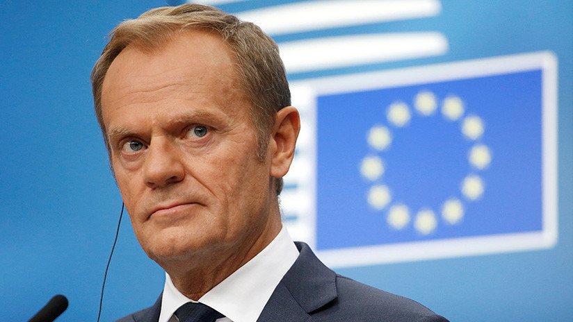 Tusk advierte que Polonia podría seguir el camino del 'Brexit' y abandonar la Unión Europea
