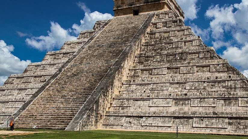 Monumental 'lavado de cara' al pasado de México