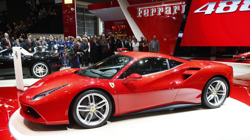 Ferrari planea lanzar un superdeportivo eléctrico para competir con Tesla