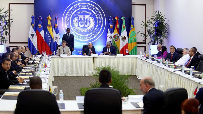 Oposición venezolana abandona de nuevo la mesa de diálogo con el Gobierno: ¿Cuáles son los motivos?