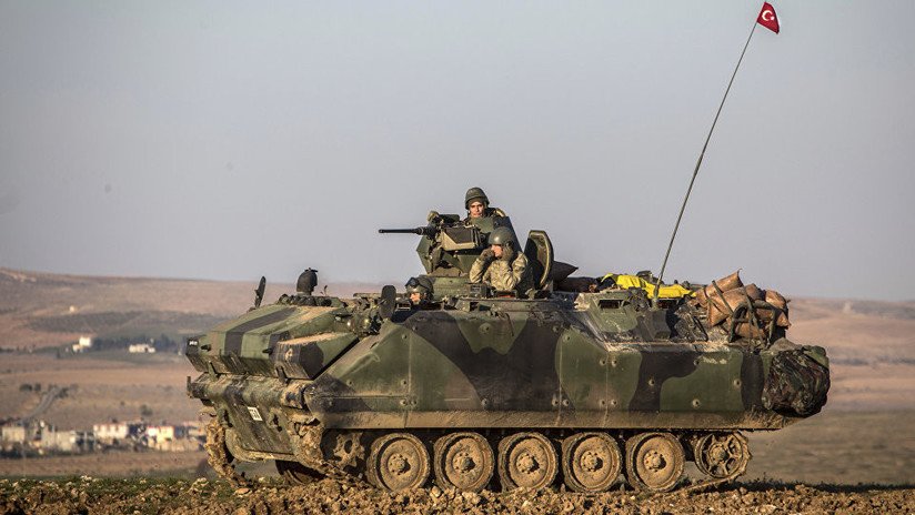 El Ejército turco vuelve a atacar a los sirios kurdos un día después del ataque en Afrín
