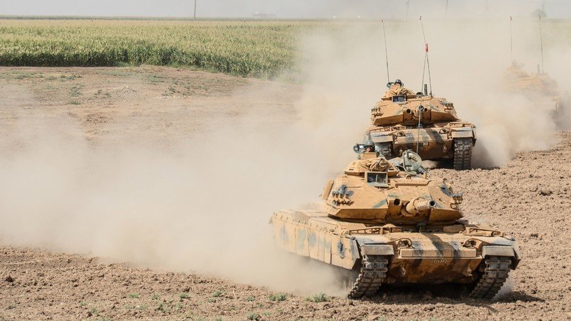 Tanques turcos entran en la ciudad siria de Afrín y comienzan operaciones de apoyo