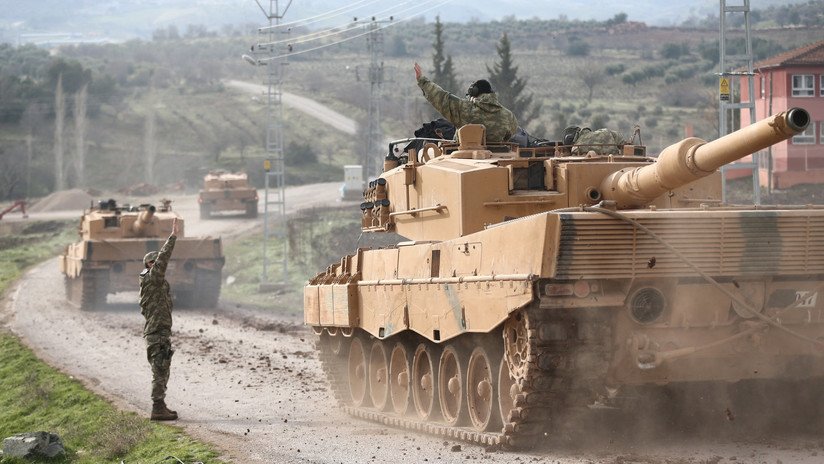 'Rama de Olivo': Turquía ataca a las milicias kurdas en Afrín (MINUTO A MINUTO)