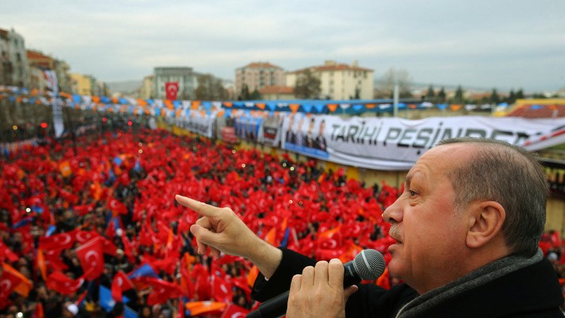 Erdogan promete completar la operación en Afrín "en muy poco tiempo"