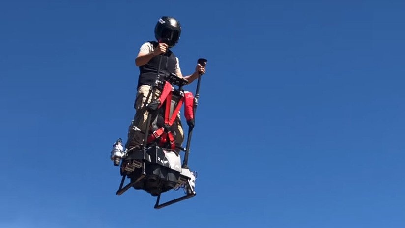 VIDEO: El 'segway volador' que cualquiera puede pilotar