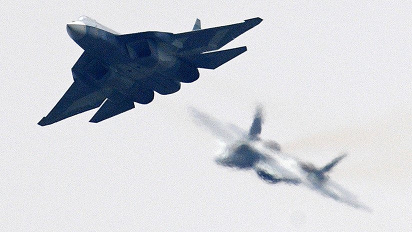 El caza ruso Su-57 ya vuela con armas de nueva generación