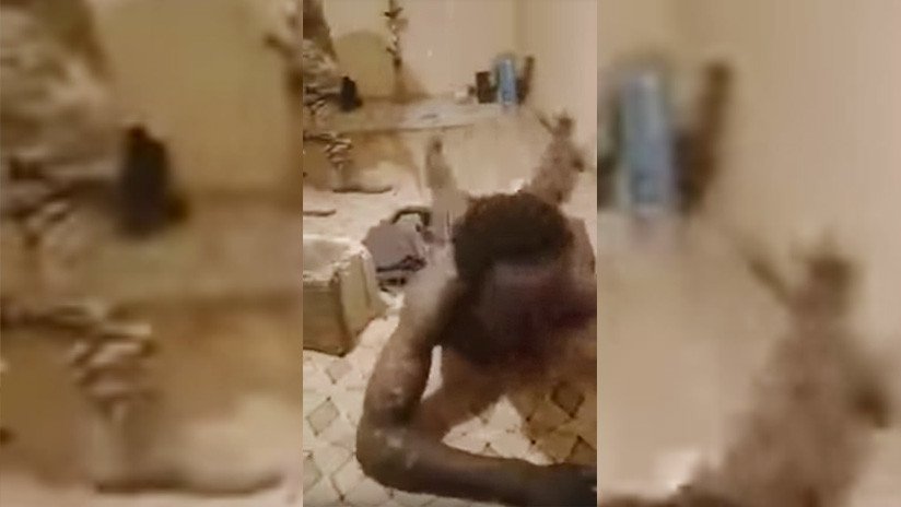 "Hoy los asesinamos": Estremecedor video que muestra a refugiados sufriendo torturas en Libia (18+)