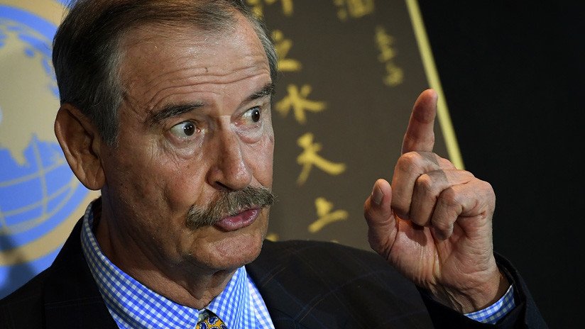 "Todo México te repudia", recriminan migrantes al expresidente Vicente Fox en Nueva York (VIDEO)