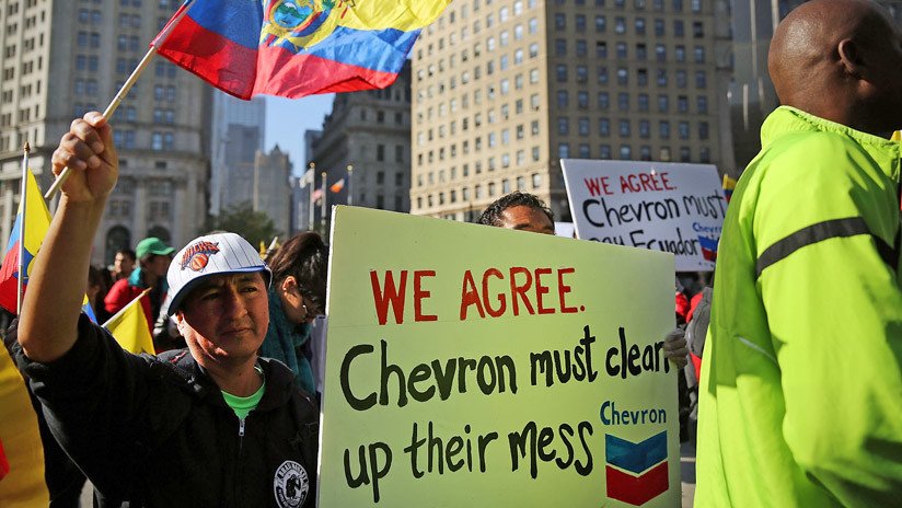 Ecuatorianos piden al Departamento de Justicia de EE.UU. investigar a Chevron por soborno a testigo