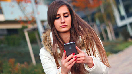Un experto comprueba que la última actualización de los iPhone disminuye en dos veces su velocidad