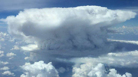 FOTOS: Captan una 'bomba nuclear' en Argentina