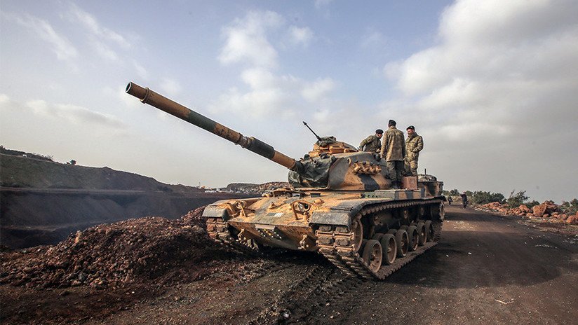 "Pagarán el doble por esto": milicias kurdas destruyen un tanque con varios soldados turcos (VIDEO)