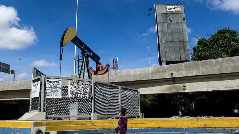 Tillerson revela la intención estadounidense de imponer un embargo petrolero a Venezuela