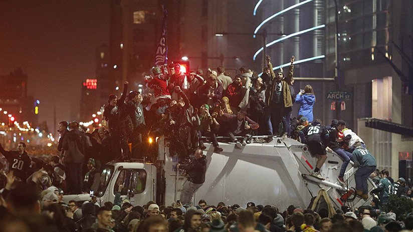Explosión de violencia callejera en Filadelfia tras la final de la Super Bowl