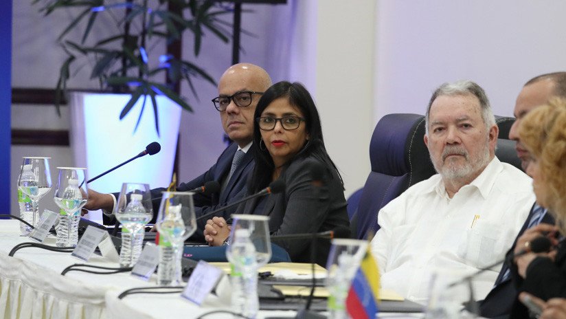 Presidenciales o negociación: ¿Qué escenario ofrece una solución a la crisis de Venezuela?